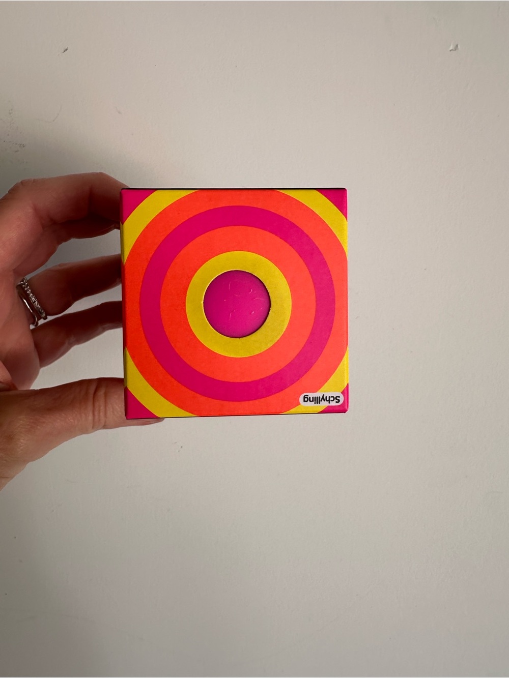 Color NEE DOH Color Change Compact - Picture 2 of 2
